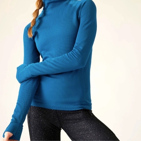 Athleta Tops - Athleta Blue Women's Sweatshirt